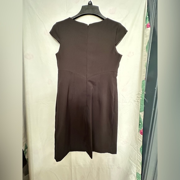 dress-barn Women’s little black sleeveless dress size 6. - Picture 9 of 16